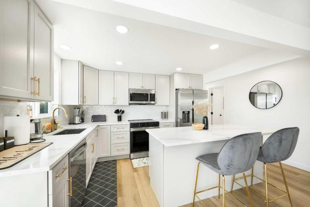 Modern 3BR Retreat w City Views 2 Living Spaces