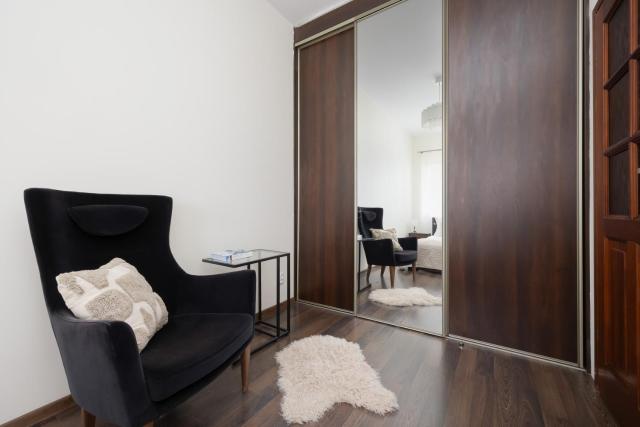 Pool & Cozy Apartment Warszawa Bukowińska by Solarento
