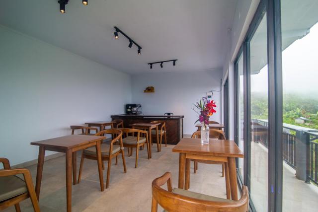 Alam Munduk Cabin