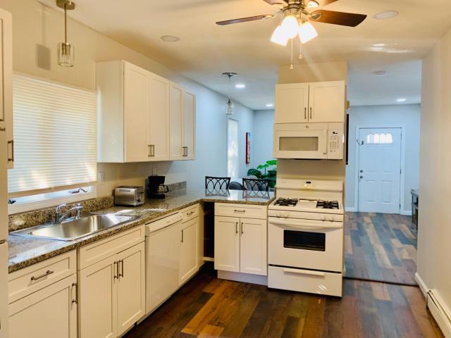 Stylish Renovated 1-Bedroom in Malden, MA