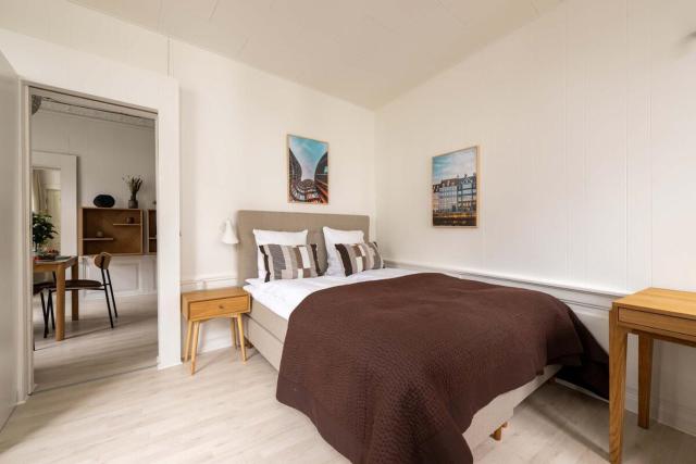 Homey 2BR for 6 Near Strøget