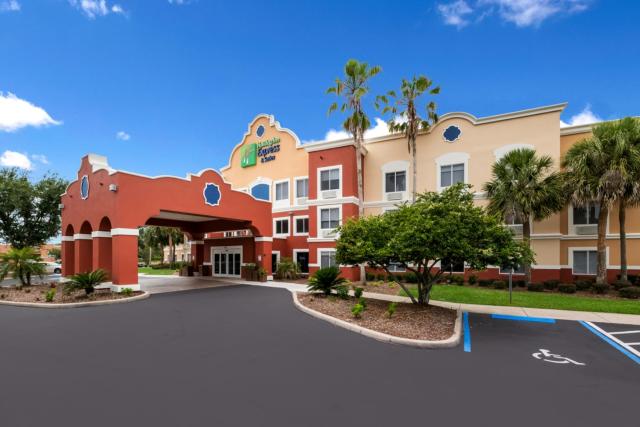 Holiday Inn Express Hotel & Suites - The Villages by IHG