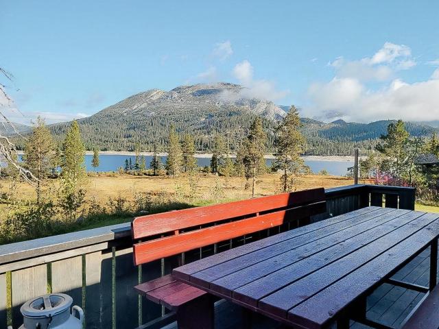 Mountain Cabin With Views Of Bonsenås