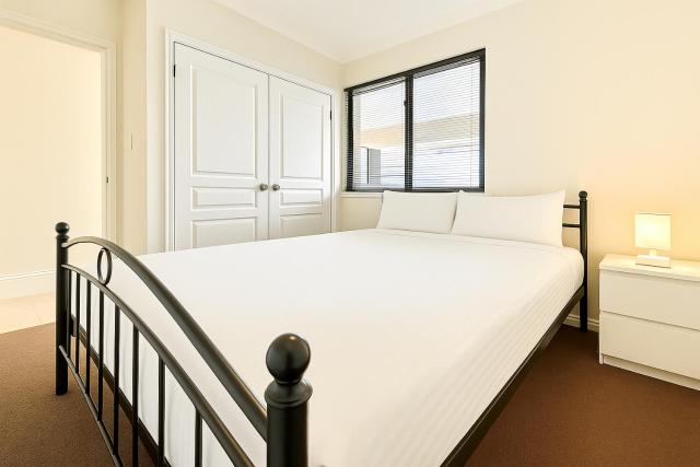 Innaloo Family Oasis 3BR 2BA 2PKG
