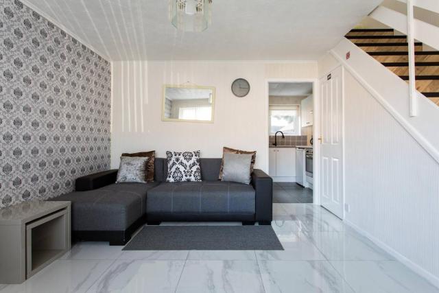 2 Bedroom Holiday Home eith 3 Beds Sofa Bed Near Manchester City Stadium