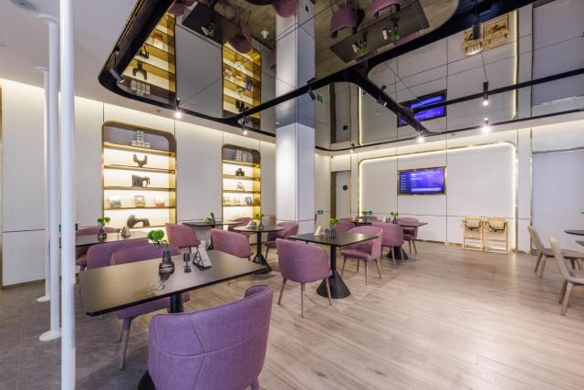 Atour Light Hotel Zhuguang Road Hongqiao National Exhibition and Convention Center