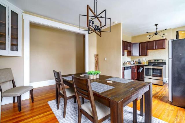 Jungle Book by Jungle House Walkable to High Street Downtown & Short North Near Nationwide Arena OSU & Convention Center Free Parking 5 800 Reviews