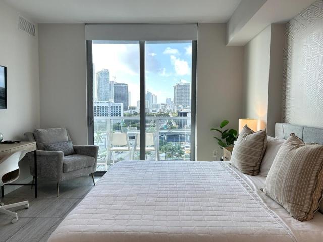 Miami design district, view of the bay - city
