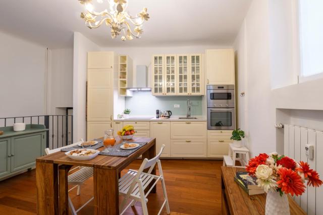 Marcona, 1 - Quiet Milanese apartment