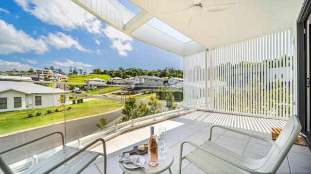 Habitat - Lush Lennox Head Apartment