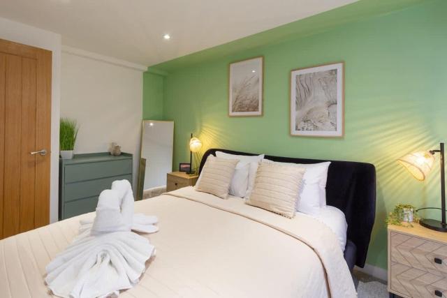 The Regent Luxury Pad