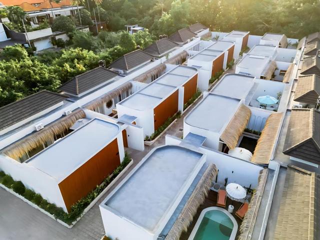 Modern 2BR Villa in Seminyak Center w Private Pool - Queen Villa