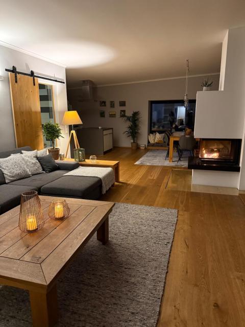 Wohlfühl-Haus mit Kamin & Whirlpool - Nähe Berlin