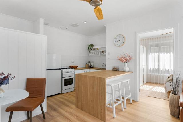 The Driftwood - Explore the Beach Life at Henley