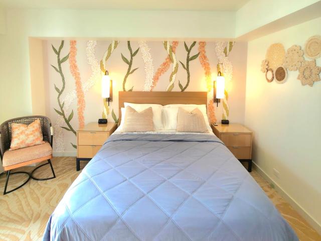 Ocean View Room at Ala Moana Hotel- Fees include