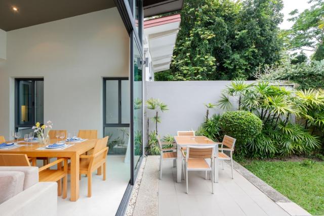 Modern 2BR Villa with Private Pool in Bang Tao