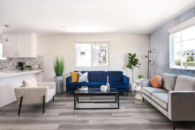 Spacious Home Central Area Airport Free Parking