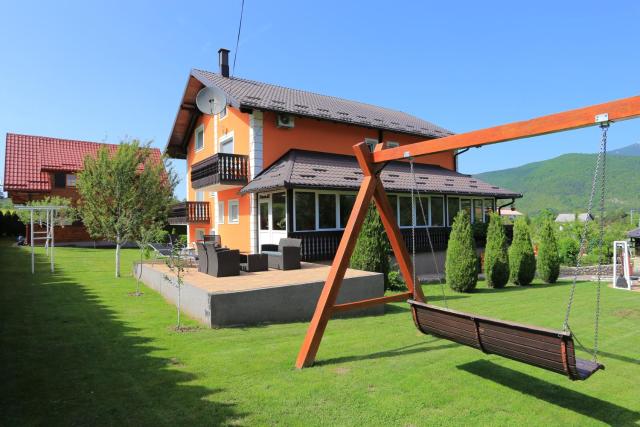 Apartments and rooms with parking space Vranovaca, Plitvice - 17428