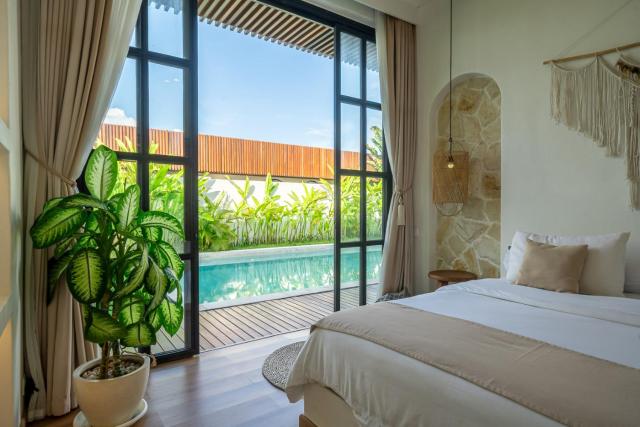 Palm Sugar - Spacious Garden Villa with Pool & BBQ