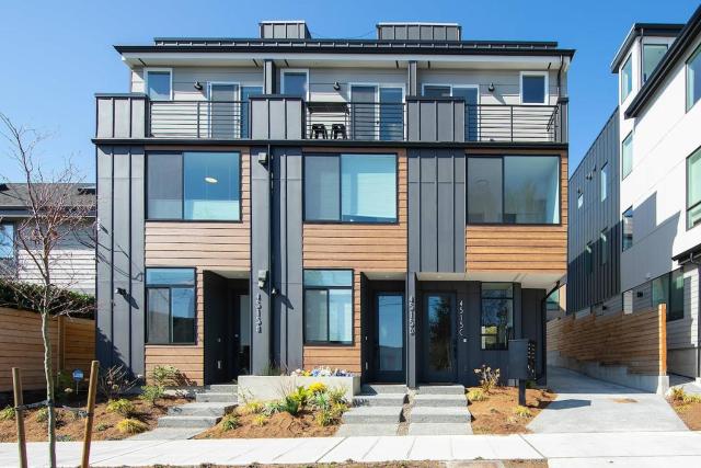Brand New Modern Home with Seattle City View 95 ws