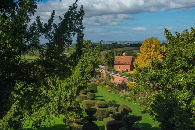 Mount Ephraim Gardens Guest Rooms