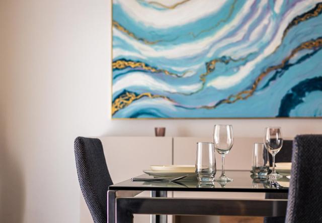 Luxury Apartments with Pool and Terrace, Top Location
