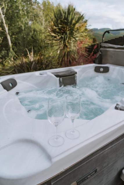 Raglan Rural Retreats - Kauri Tent