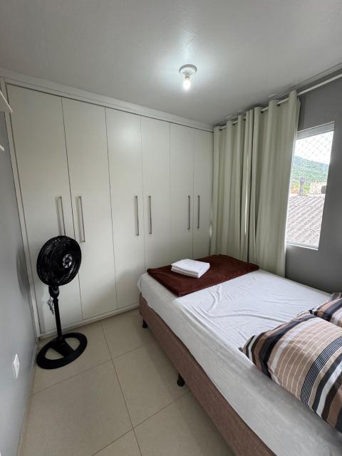 Casa dois quarto Ribeirão da ilha