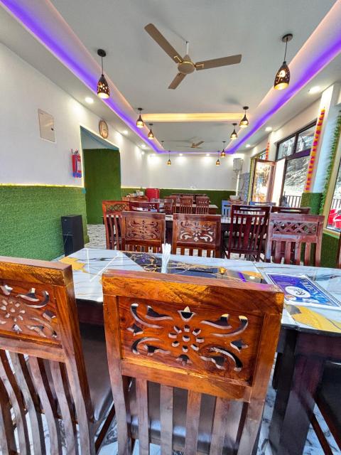 Raj Hotel and Restaurant