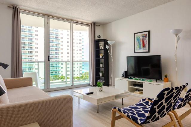 Apt w/2 Queen Beds & Ocean View at Tides