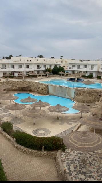 Ritz Apartments - By Sinai Stays