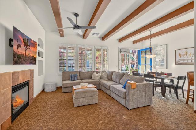 LV213 Single Story 2 Bedroom with a 2 Car Garage