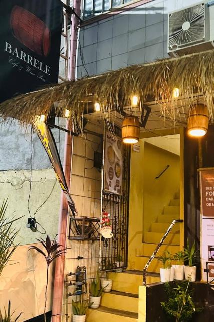 Barelle Hostel, Coffee and Wine Bar