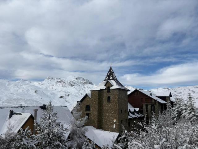 SNÖ Villa de Sallent 4