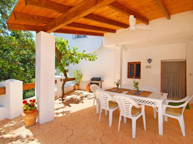 Holiday Home Villa La Zorzalera mit Tauchbecken- Wifi- Klimaanlage by Interhome