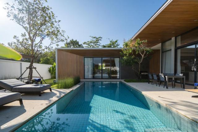 Villa Kaya, 3BR contemporary pool villa