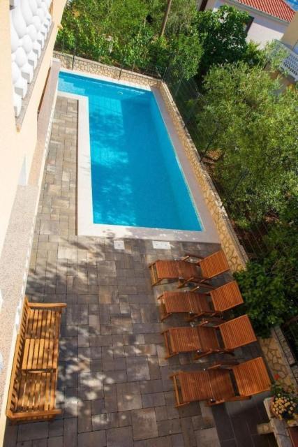 Apartment für 2 Personen - 1 Kind ca- 40 m² in Šilo- Adriaküste Kroatien - Kroatisch by Interhome