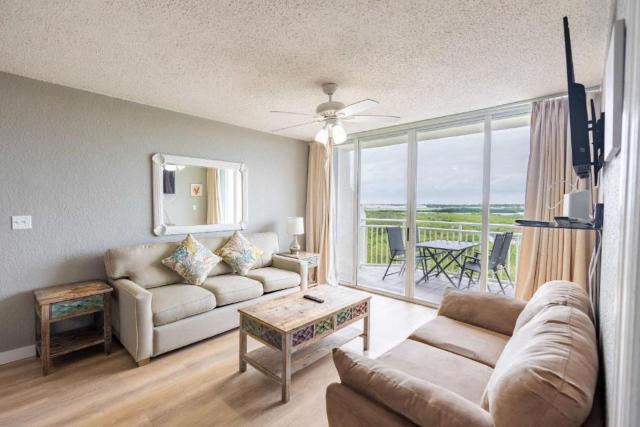 The Grand Turk - Sunrise Suites