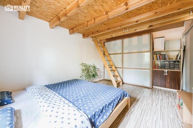 Cabin on the lake - privacy with an amazing atmosphere