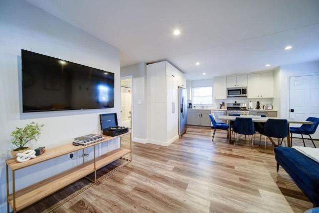 Stylish 4BR Home - Modern & Bright Interior