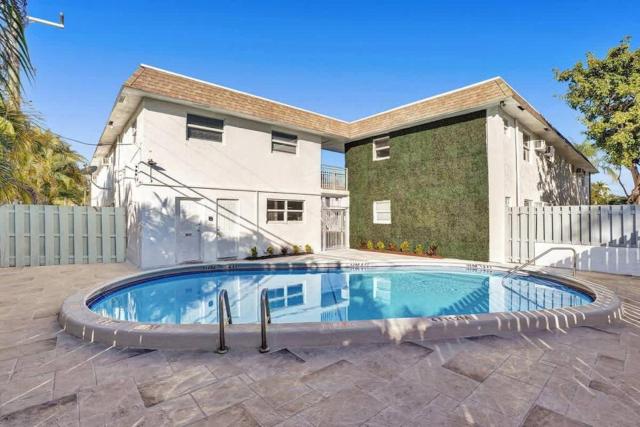 Rustic Retreats Beachy 1BR for 4 guests in the heart of Fort Lauderdale