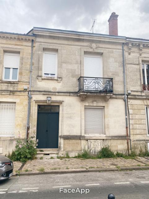 Bordeaux studio près de Pey Berland