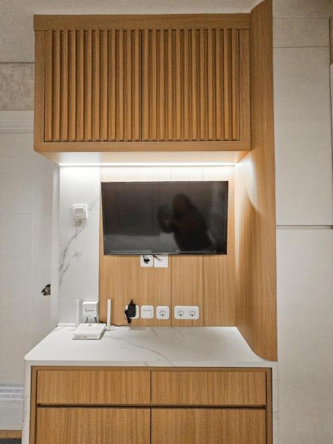 Newly Built 2026 Japandi City View Room, Glodok, Gym & Pool Access