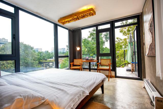 Old locust Homestay
