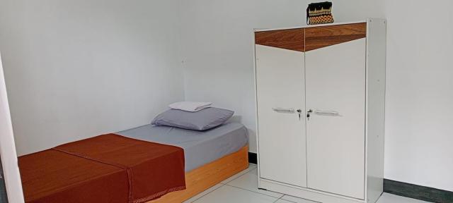Ambu Guest House