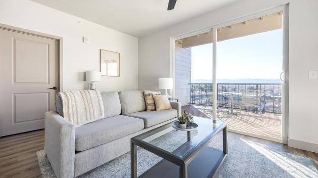 Landing Incredible 1BD Gym Clubhouse