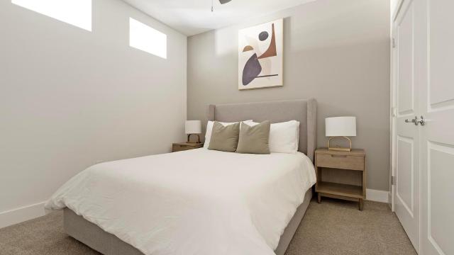 Landing Modern 1BD Pool Gym
