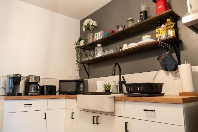 Rare Cozy Home near Downtown WPG - Free Parking