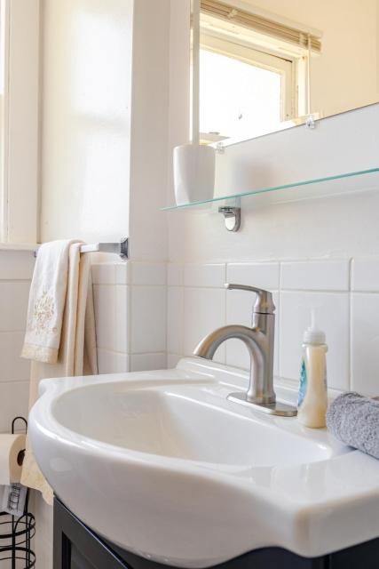 2 - Berkeley Private 1 Bedroom Apartment with Laundry