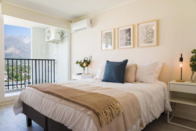 Modern 2BR Oasis in Las Condes Prime Urban Stay